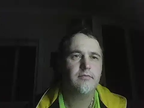 Snapshot of Szolga10 chatting on 02-11-25, 04:35 Szolga10 online show from 02-11-25, 04:35