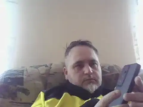 Snapshot of Szolga10 chatting on 02-23-25, 07:11 Szolga10 online show from 02-23-25, 07:11