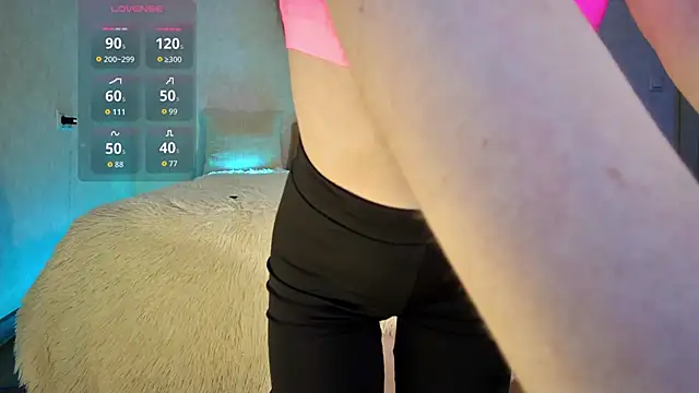 Roseaa online show from 10-08-25, 03:42