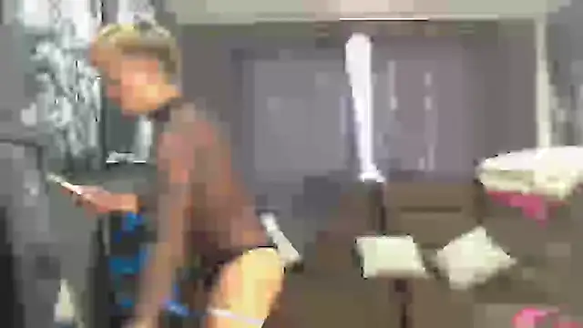 Snapshot of mchissexx chatting on 09-10-25, 07:47 mchissexx online show from 09-10-25, 07:47