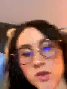 Snapshot of ValentinaOrtiz3 chatting on 12-15-25, 11:31 ValentinaOrtiz3 online show from 12-15-25, 11:31