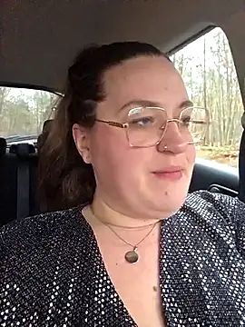 Snapshot of justtess chatting on 11-20-25, 02:39 justtess online show from 11-20-25, 02:39