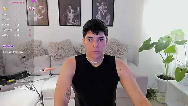 Snapshot of _JacobMiller__ chatting on 02-10-25, 05:41 JacobMiller online show from 02-10-25, 05:41