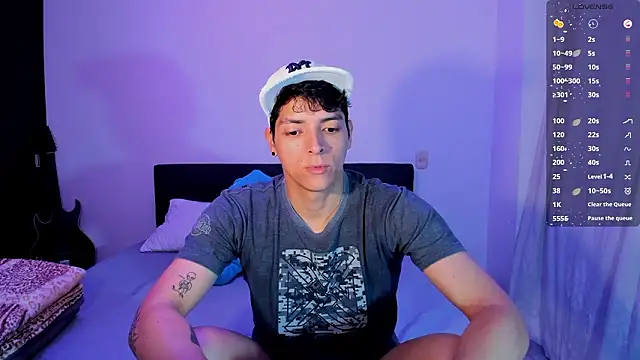 Snapshot of _JacobMiller__ chatting on 02-04-26, 03:40 JacobMiller online show from 02-04-26, 03:40