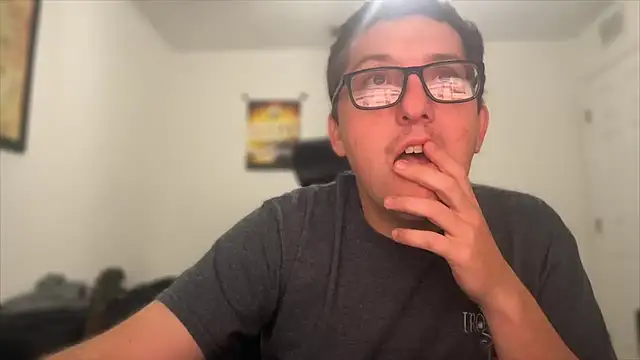 Snapshot of Milflover96 chatting on 11-26-25, 02:12 Milflover96 online show from 11-26-25, 02:12