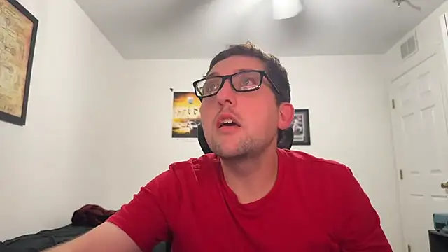 Snapshot of Milflover96 chatting on 12-13-25, 10:37 Milflover96 online show from 12-13-25, 10:37