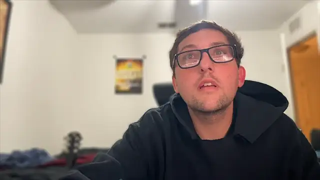 Snapshot of Milflover96 chatting on 12-15-25, 10:47 Milflover96 online show from 12-15-25, 10:47