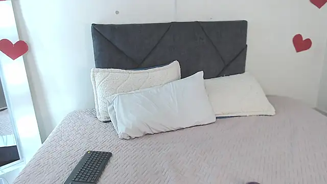 Snapshot of sara_sharma_ chatting on 02-23-25, 12:37 sara sharma online show from 02-23-25, 12:37