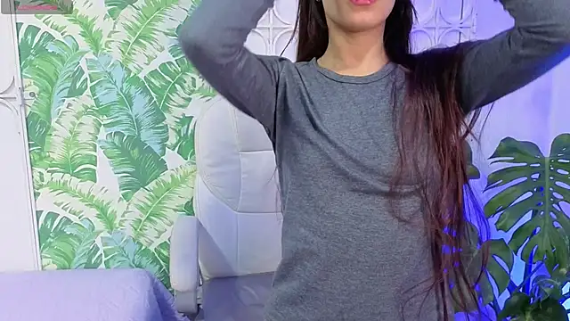 Snapshot of sara_sharma_ chatting on 11-10-25, 03:33 sara sharma online show from 11-10-25, 03:33