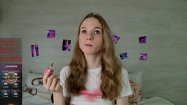 Snapshot of b4by_Emilia chatting on 09-17-25, 05:09 b4by Emilia online show from 09-17-25, 05:09