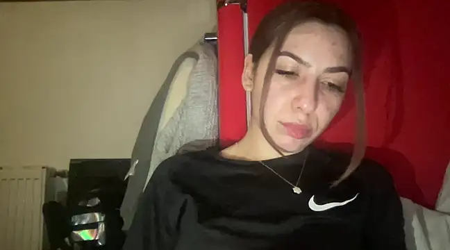 Snapshot of sarrah_rossy chatting on 03-15-25, 10:22 sarrah rossy online show from 03-15-25, 10:22