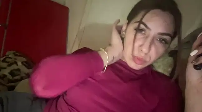 Snapshot of sarrah_rossy chatting on 03-18-25, 08:48 sarrah rossy online show from 03-18-25, 08:48