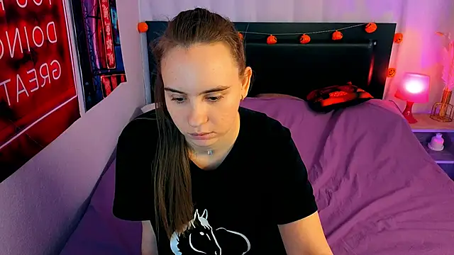 Snapshot of Lika_0ne chatting on 11-12-25, 11:54 Lika 0ne online show from 11-12-25, 11:54