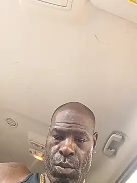 Snapshot of birdg chatting on 10-01-25, 05:08 birdg online show from 10-01-25, 05:08