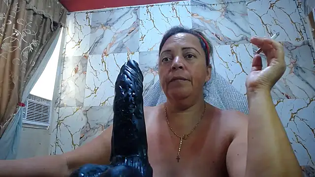 Snapshot of alina_maturehot chatting on 05-11-26, 02:45 alina maturehot online show from 05-11-26, 02:45
