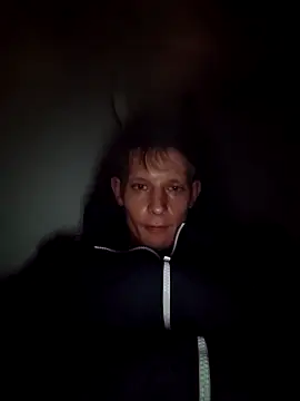 Snapshot of Kamilll94@xh chatting on 11-01-25, 06:21 Kamilll94xh online show from 11-01-25, 06:21