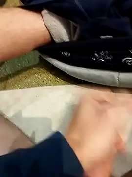 Snapshot of jojolecochon1 chatting on 02-11-25, 04:24 jojolecochon1 online show from 02-11-25, 04:24