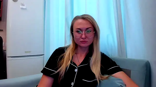 your Goddess Eva online show from 09-20-25, 12:17