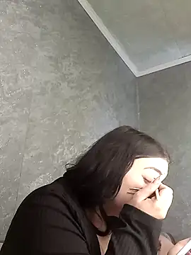 Greta Tamar online show from 03-19-25, 06:14