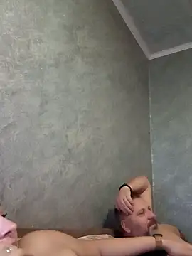 Greta Tamar online show from 10-25-25, 06:02