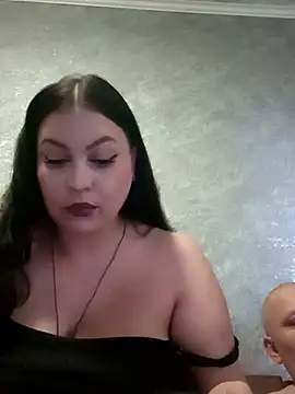 Greta Tamar online show from 11-12-25, 06:14