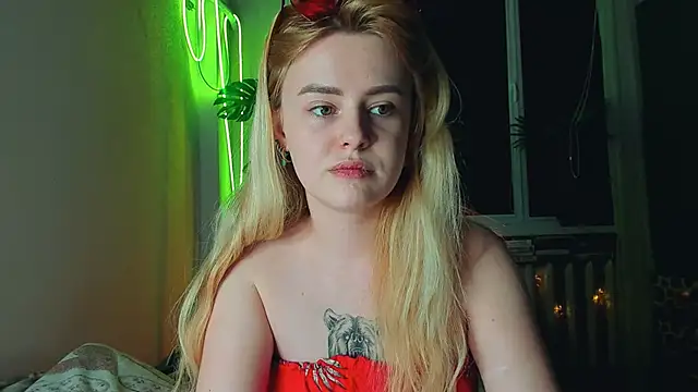 Snapshot of Alexa_Pirs chatting on 03-03-25, 11:35 Alexa Pirs online show from 03-03-25, 11:35