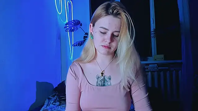 Snapshot of Alexa_Pirs chatting on 03-11-25, 05:24 Alexa Pirs online show from 03-11-25, 05:24