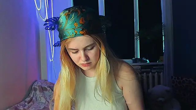 Snapshot of Alexa_Pirs chatting on 03-20-25, 09:04 Alexa Pirs online show from 03-20-25, 09:04