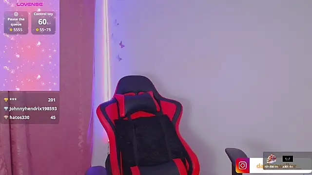 Snapshot of Daphnewalker__ chatting on 09-15-25, 06:57 Daphnewalker   online show from 09-15-25, 06:57