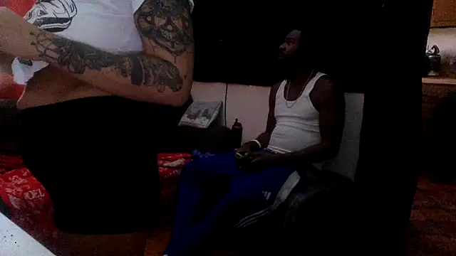 Snapshot of cheffboyrg chatting on 11-02-25, 07:05 cheffboyrg online show from 11-02-25, 07:05