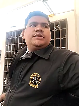 Snapshot of oscarshow24 chatting on 03-02-25, 05:14 oscarshow24 online show from 03-02-25, 05:14