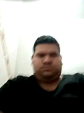 Snapshot of oscarshow24 chatting on 12-14-25, 10:03 oscarshow24 online show from 12-14-25, 10:03