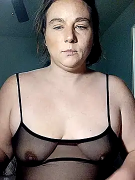 Snapshot of KinzAngel chatting on 02-18-25, 06:26 KinzAngel online show from 02-18-25, 06:26