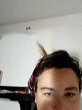 Snapshot of KinzAngel chatting on 02-23-25, 12:08 KinzAngel online show from 02-23-25, 12:08