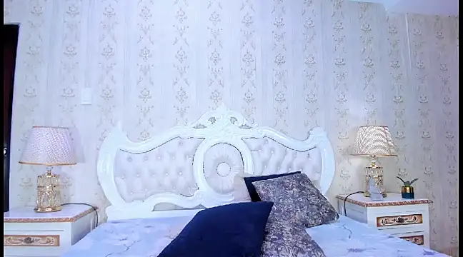 TianahGlow online show from 03-10-25, 11:49