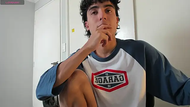 salvatore montt online show from 03-09-25, 05:49