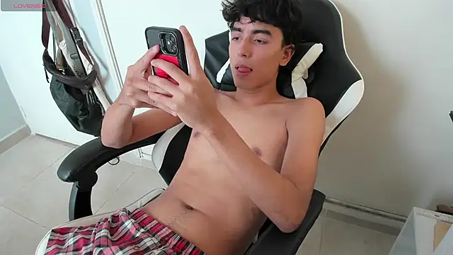 salvatore montt online show from 03-10-25, 06:34