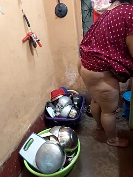 Snapshot of Lizza_boudi chatting on 12-03-25, 02:41 Lizza boudi online show from 12-03-25, 02:41