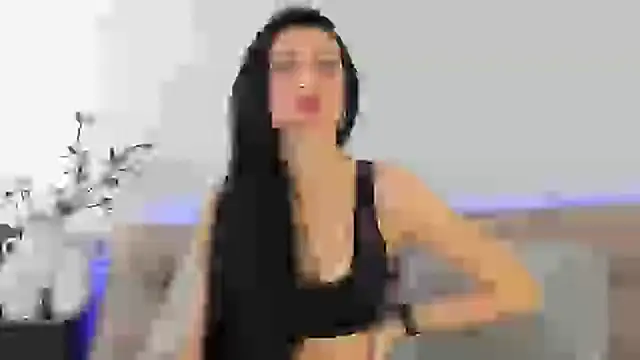 Snapshot of Tina_Mart chatting on 02-11-25, 09:53 Tina Mart online show from 02-11-25, 09:53