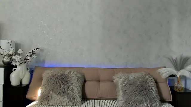 Snapshot of Tina_Mart chatting on 03-11-25, 11:55 Tina Mart online show from 03-11-25, 11:55