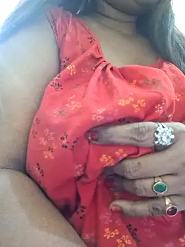 Snapshot of SX-JUHI chatting on 10-05-25, 05:39 SX-JUHI online show from 10-05-25, 05:39