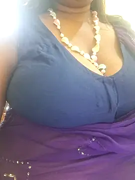 Snapshot of SX-JUHI chatting on 11-06-25, 02:51 SX-JUHI online show from 11-06-25, 02:51