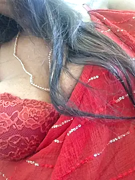 Snapshot of SX-JUHI chatting on 11-23-25, 12:54 SX-JUHI online show from 11-23-25, 12:54