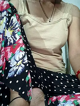 Snapshot of lovely----bhabhi chatting on 11-07-25, 12:43 lovely----bhabhi online show from 11-07-25, 12:43