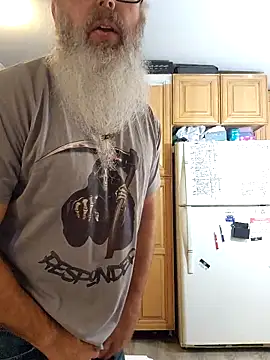 Snapshot of HardSteele97 chatting on 10-30-25, 07:47 HardSteele97 online show from 10-30-25, 07:47