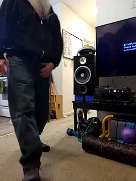 Snapshot of HardSteele97 chatting on 11-25-25, 09:15 HardSteele97 online show from 11-25-25, 09:15