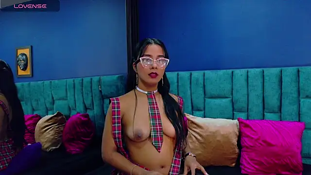 MariamLaraa online show from 02-28-25, 02:20