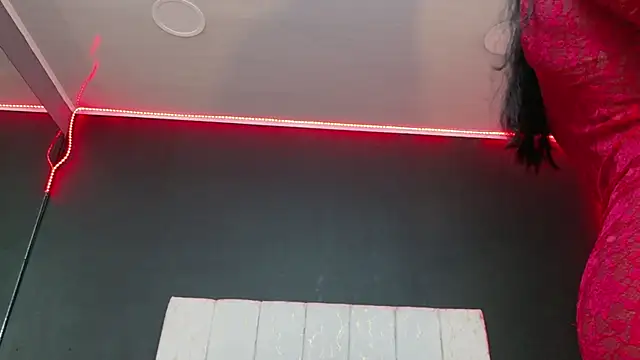 MariamLaraa online show from 09-15-25, 12:38