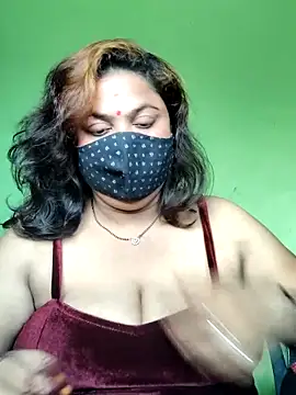 Snapshot of rani130 chatting on 10-07-25, 01:14 rani130 online show from 10-07-25, 01:14