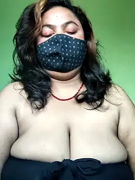 Snapshot of rani130 chatting on 10-17-25, 01:31 rani130 online show from 10-17-25, 01:31